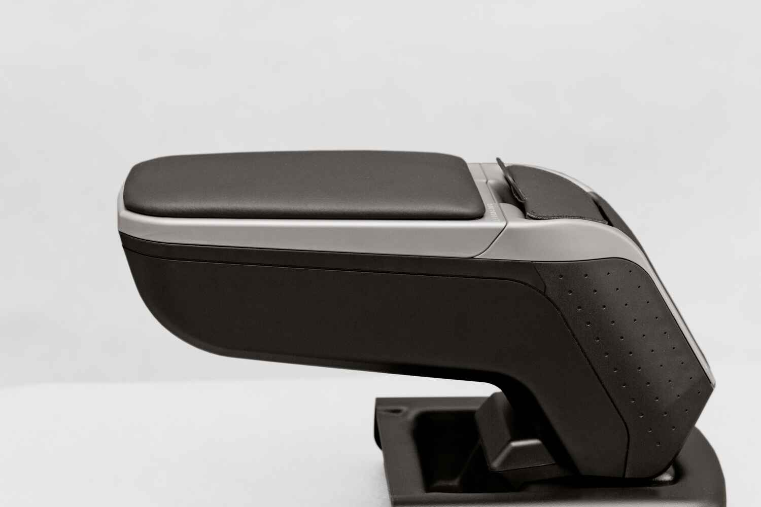 Подлокотник ARMSTER 2 SILVER для SKODA Rapid 2013-2019 / Шкода Рапид